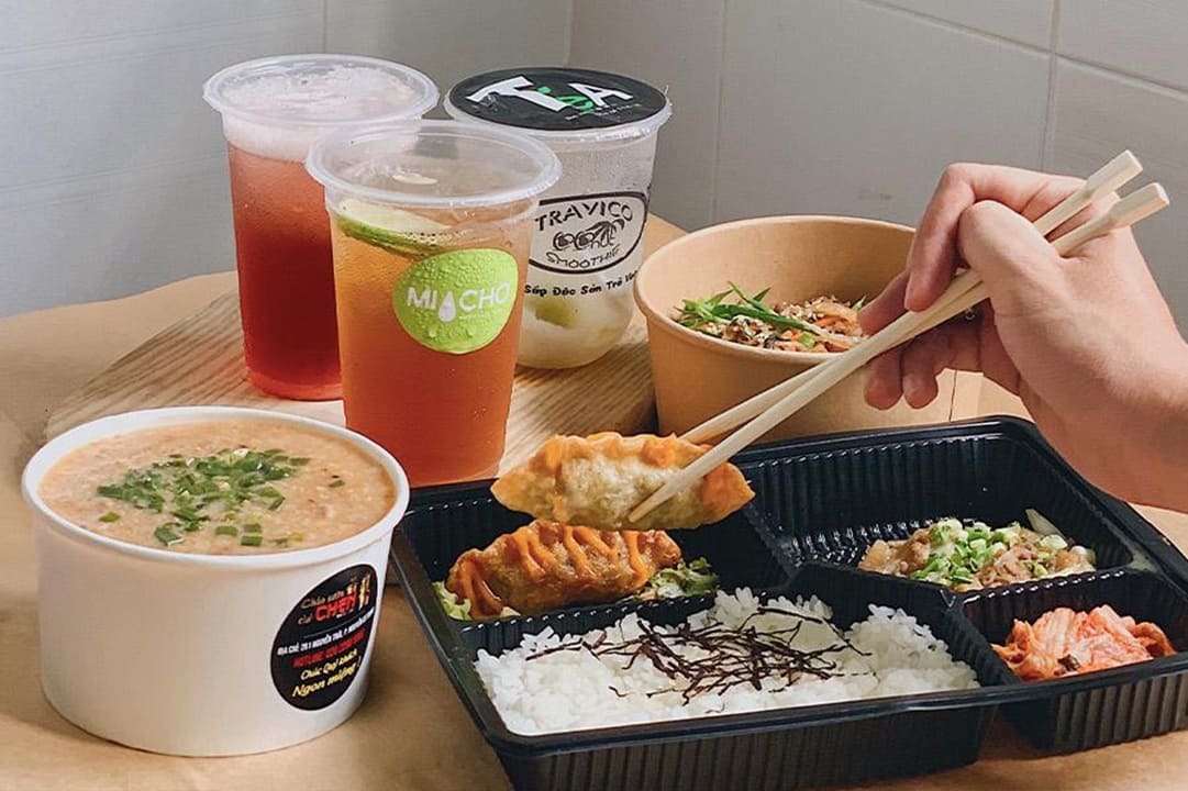 Kỹ năng upselling trong nhà hàng bằng cách tạo combo bữa ăn cho khách