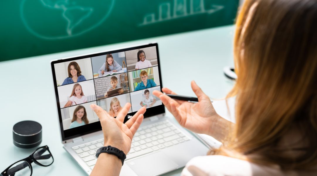 Mở lớp dạy các kỹ năng mềm cho trẻ