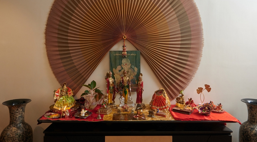 Đặt bàn thờ ở nơi thoáng, đủ ánh sáng